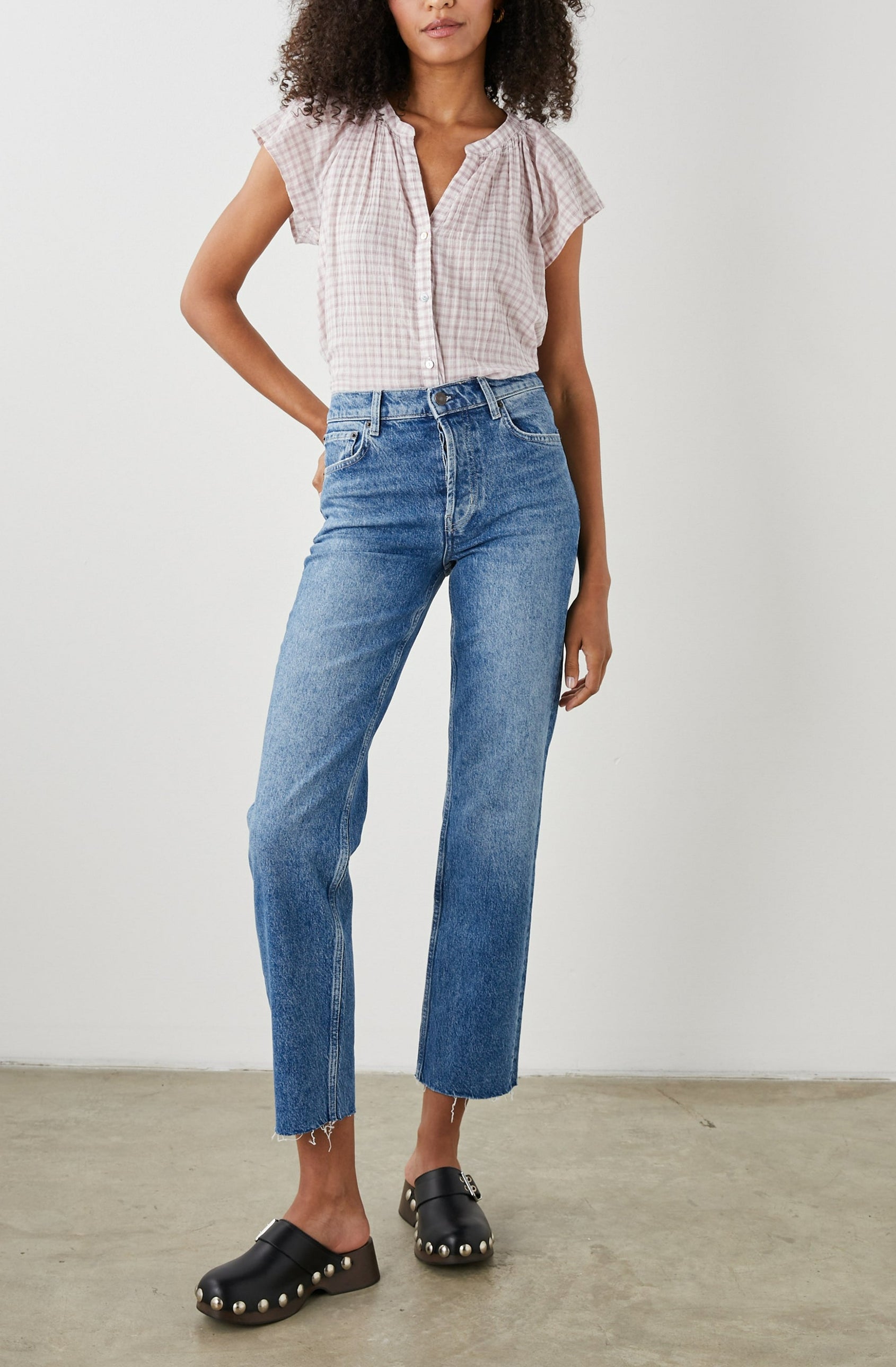 ALENA TOP SOFT ROSE CHECK - FULL FRONT BODY MODELED