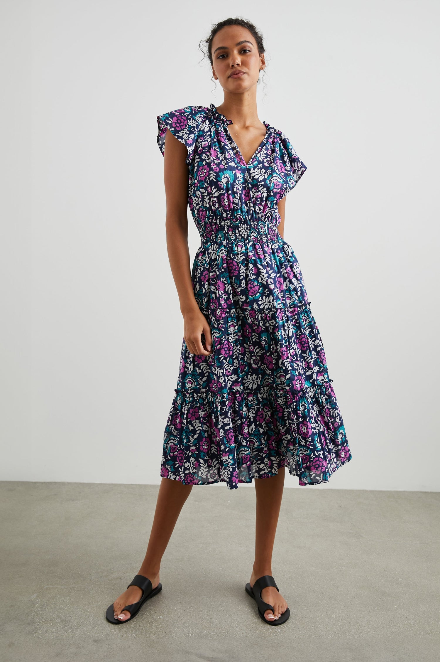 AMELLIA-WOODBLOCK-FLORAL-FRONT