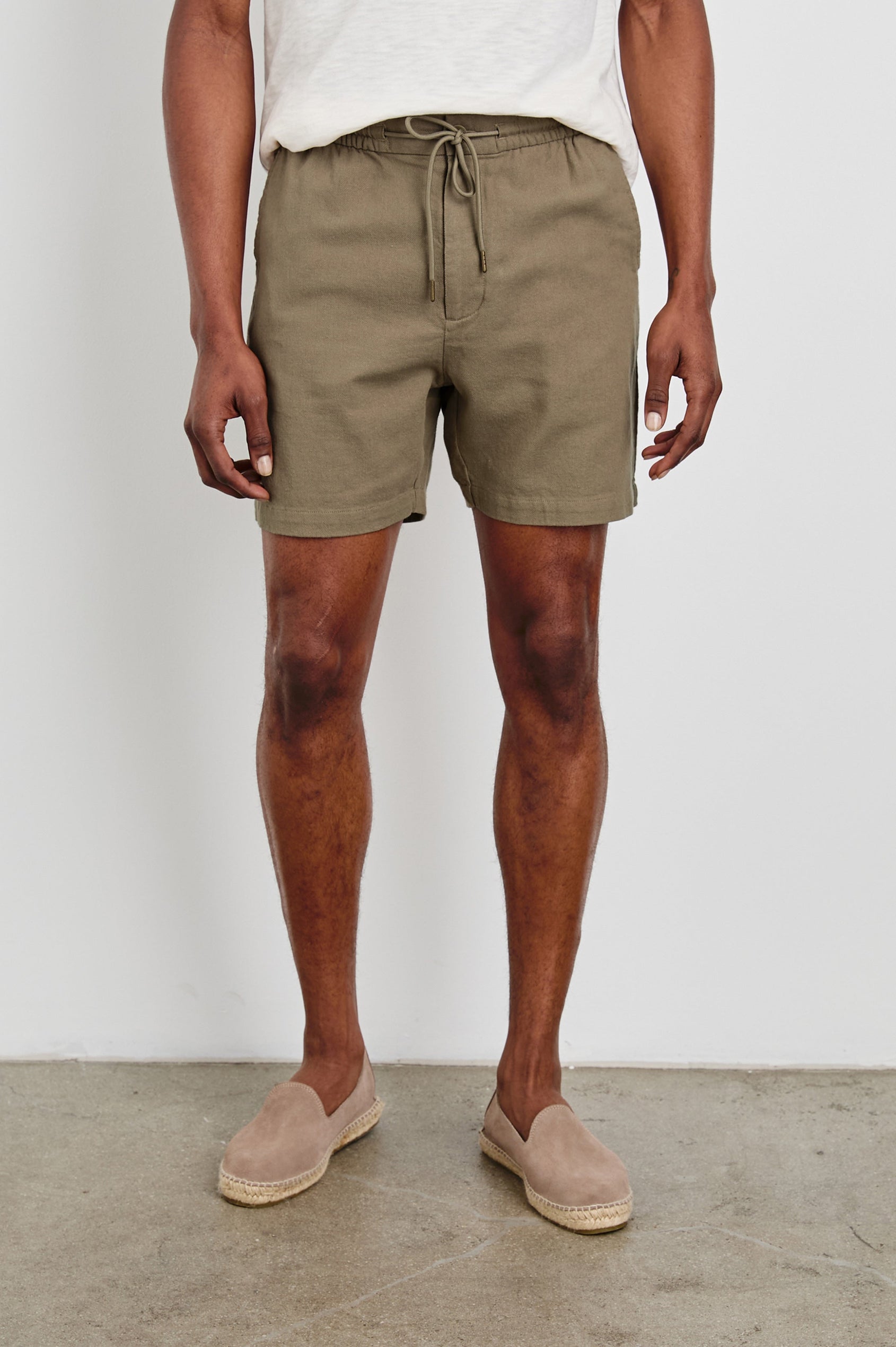 Archer 6" Shorts with a Drawstring Waist, Zipper Fly with Button, Two Front Pockets and a Back Patch Pocket in Barley Colorway - Front View Featured on Model