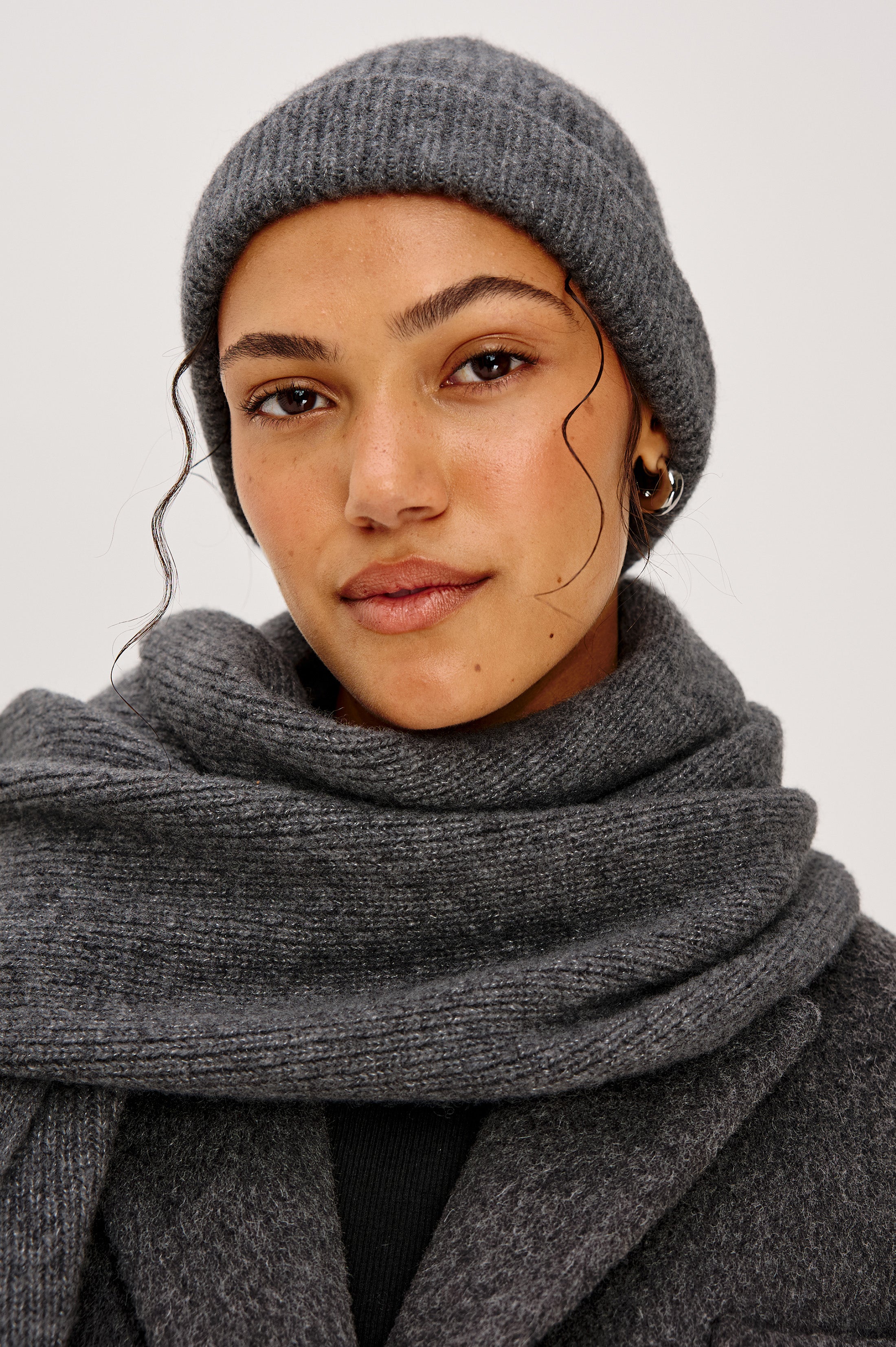 Autumn Cashmere Silk Knit Hat - Thunder