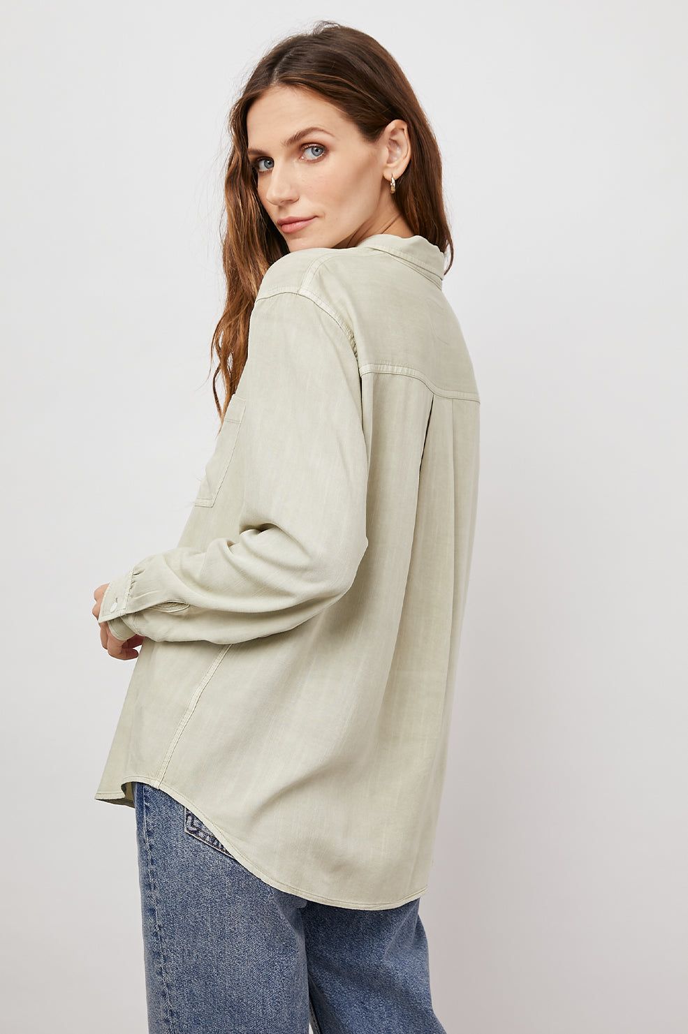BARRETT LIGHT OLIVE LONG SLEEVE BUTTON DOWN-BACK ANGLE