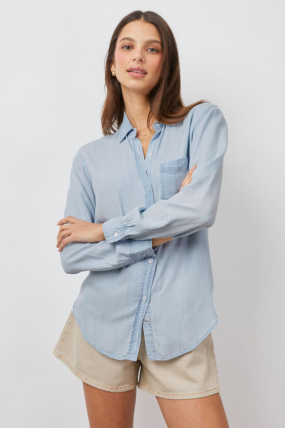 BARRETT LIGHT VINTAGE LONG SLEEVE BUTTON DOWN-FRONT ARMS CROSSED