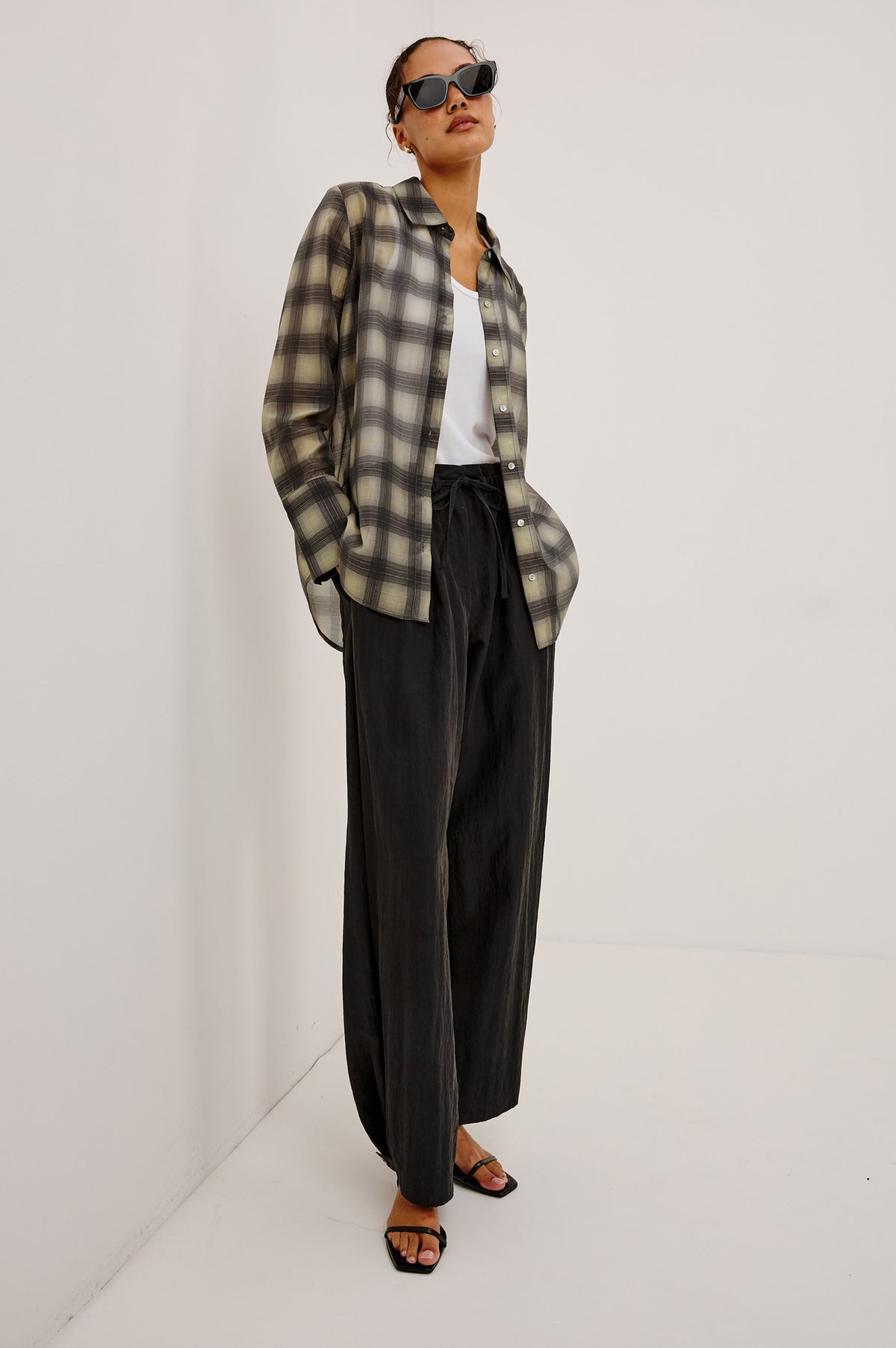 Bishop Shirt in Soft Voile With Collar, Button Front, Long Sleeves, and Relaxed Fit in Onyx Taupe Colorway - Full Body Front View Featured on Model