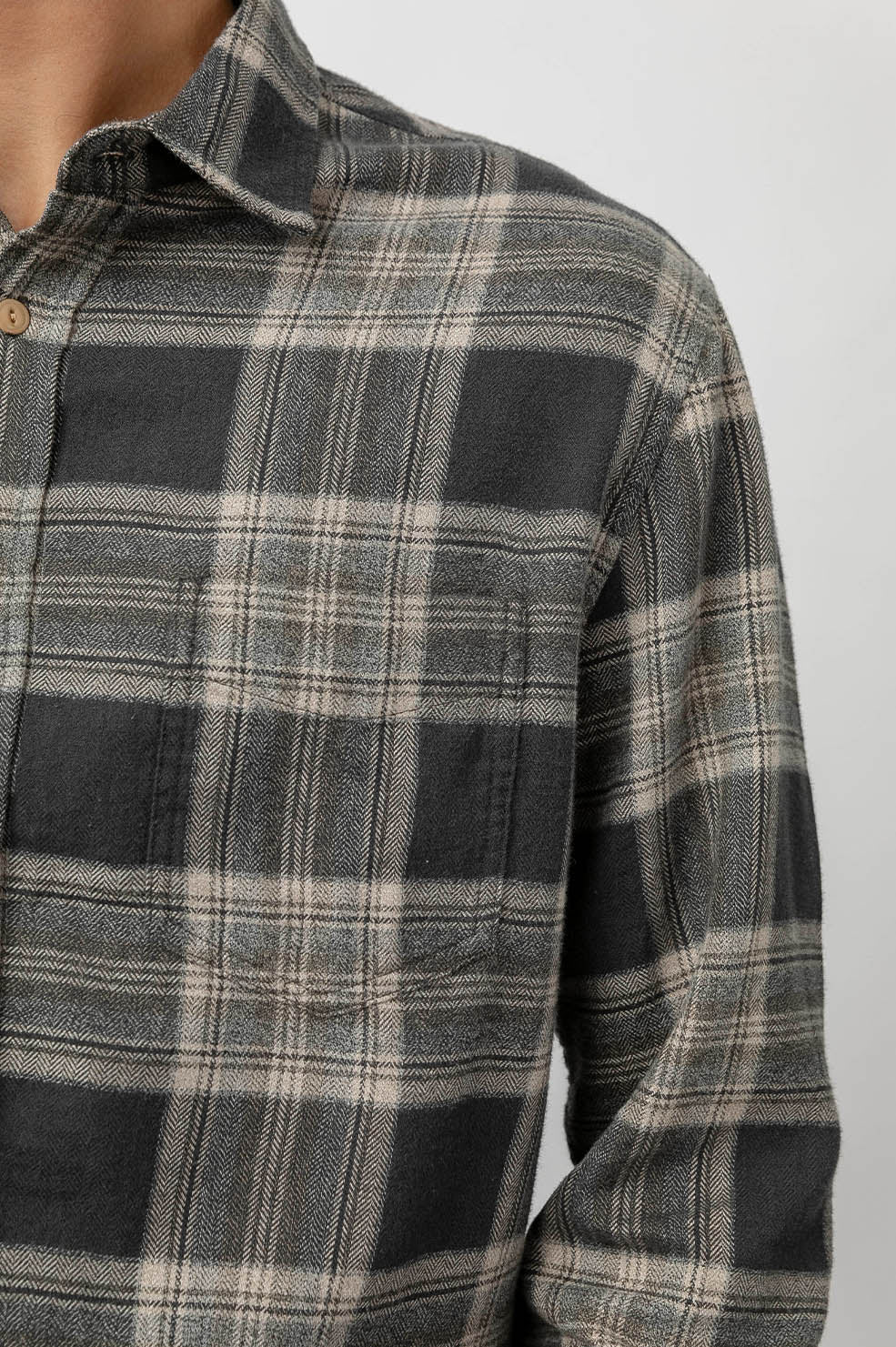 Brushed Lennox Ancient Autumn- detail