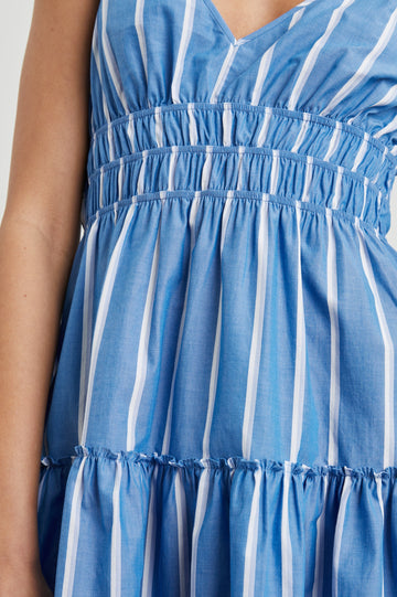 CARMEN-BOIRO-STRIPE-DETAIL