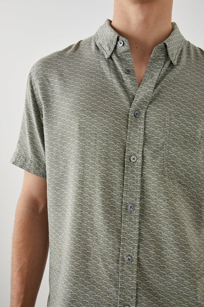 CARSON HAMA WAVE OLIVE SHIRT - DETAIL