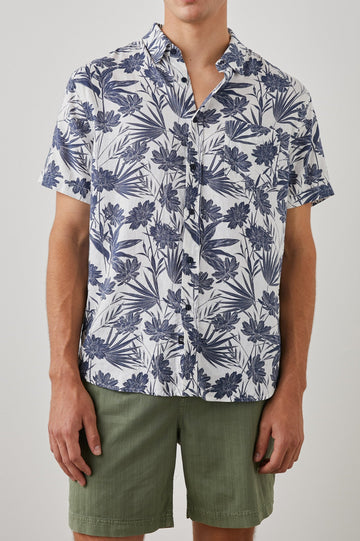 CARSON SHIRT JUNGLE FOLIAGE ROYAL - FRONT