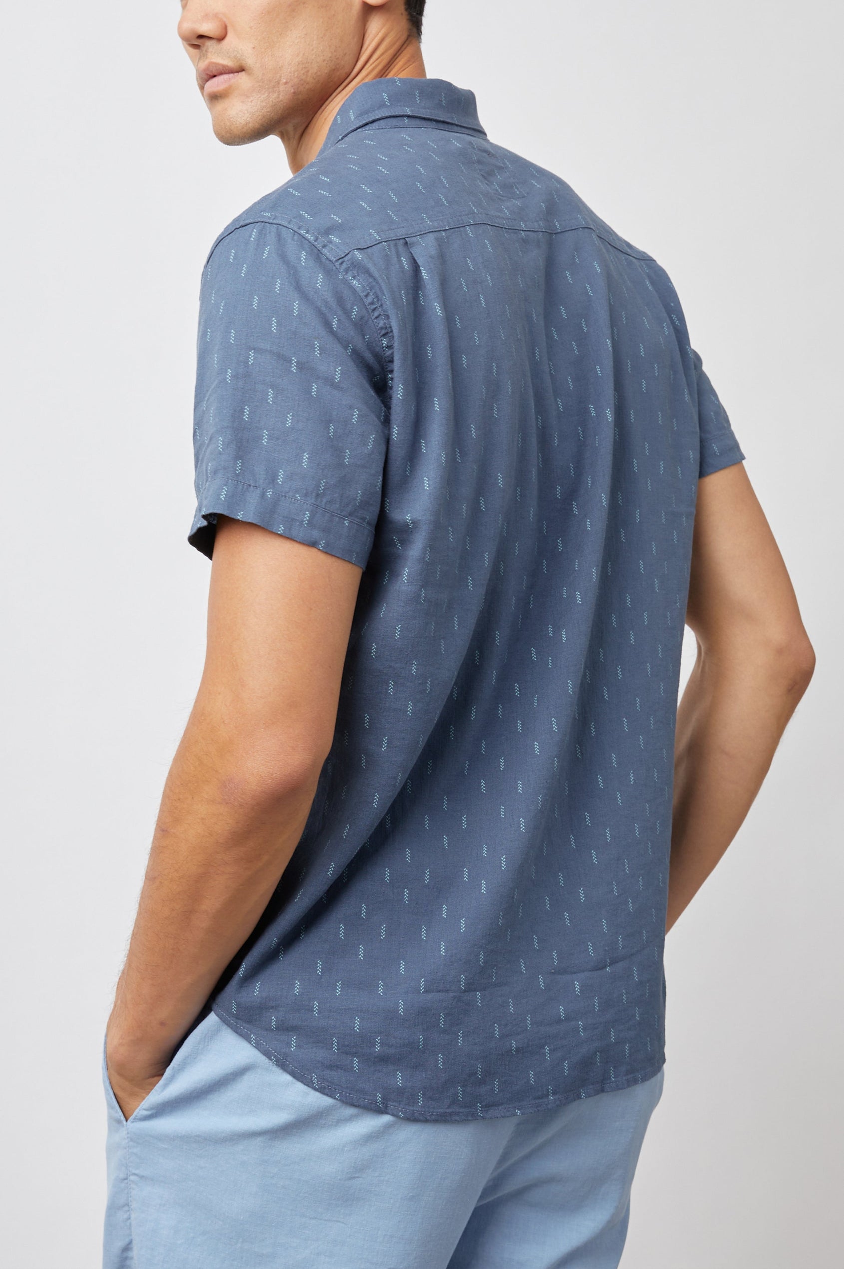 CARSON LOUIS LEAF NAVY GREEN SHIRT - BACK BODY