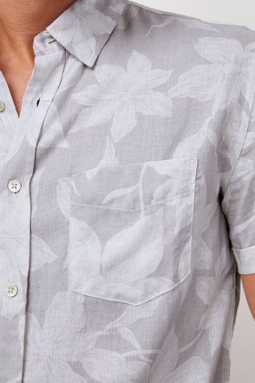 CARSON GARDEN SANDS BUTTON DOWN SHORT SLEEVE-DETAIL