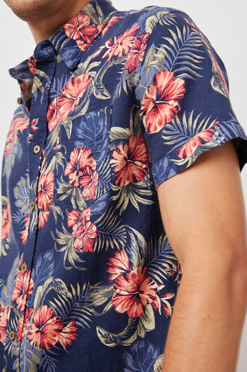 CARSON LUAU PARADISE SHORT SLEEVE BUTTON DOWN- DETAIL