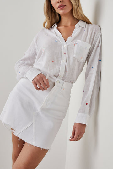 CHARLI SHIRT - MULTI DAISY EMBROIDERY