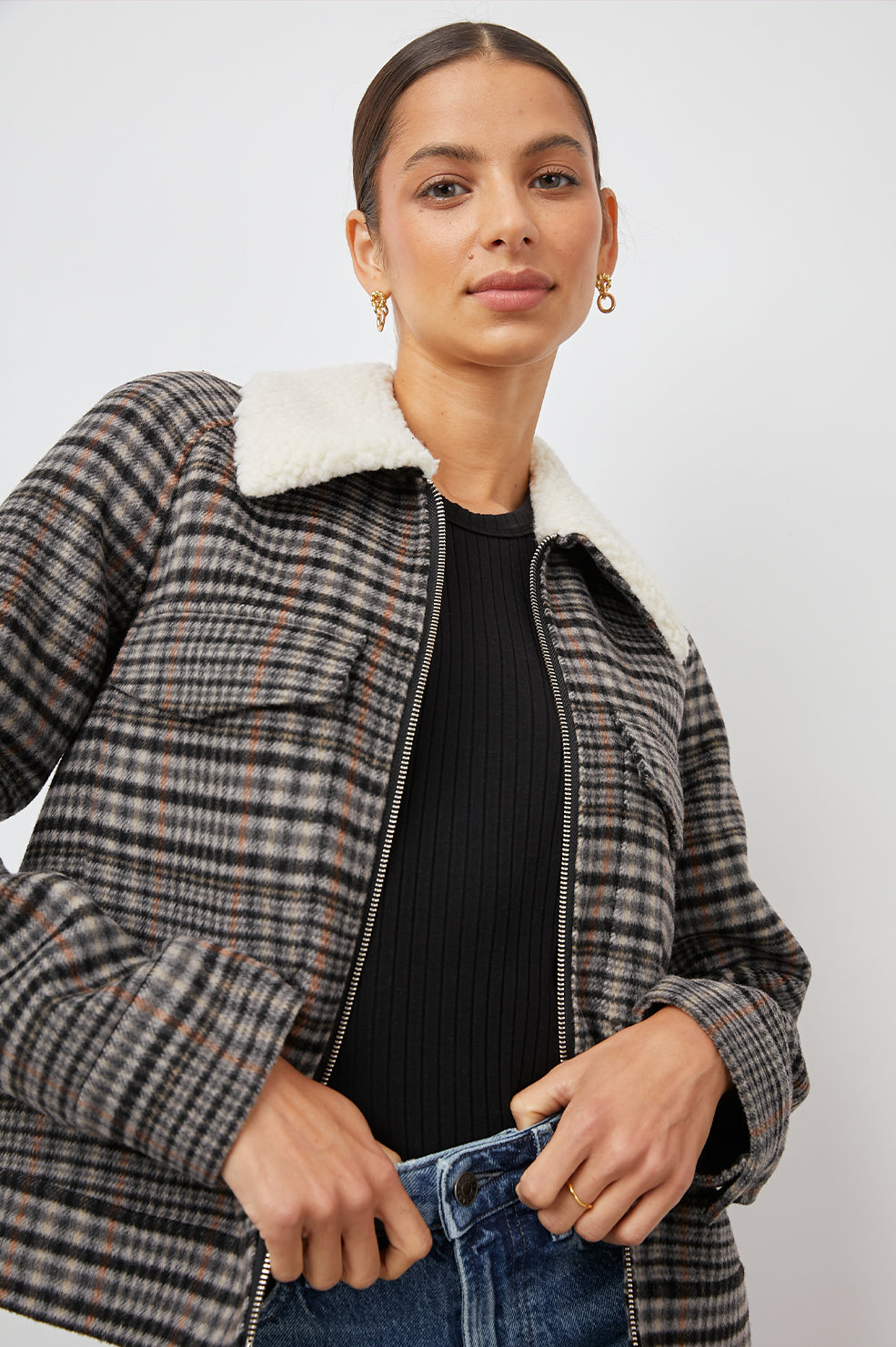 CHEYENNE ONYX TAUPE PINK JACKET-FRONT IN MOTION