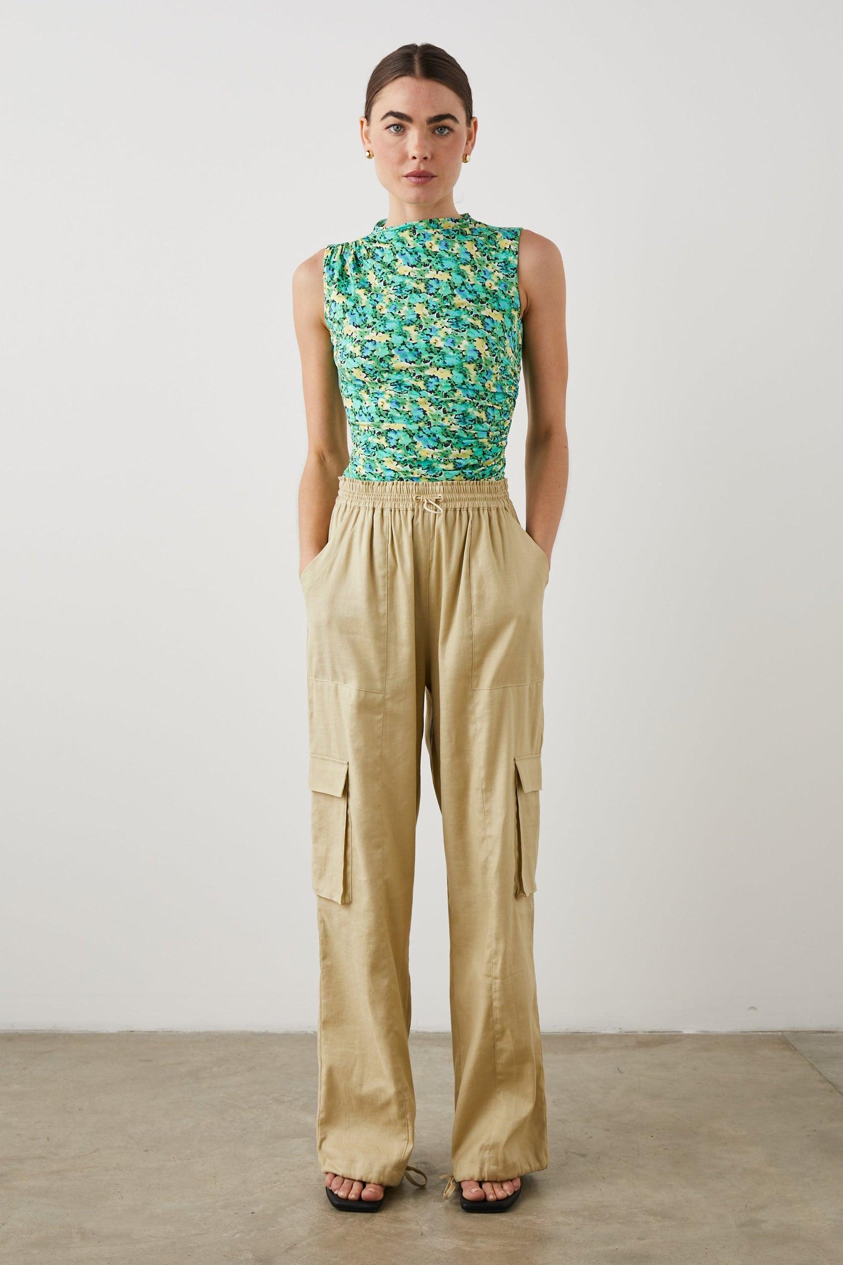 CHRISTEN TOP WATER COLOR IVY - FULL FRONT BODY