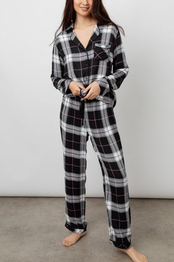 CLARA-BLACK-STORM-BERRY-FRONT