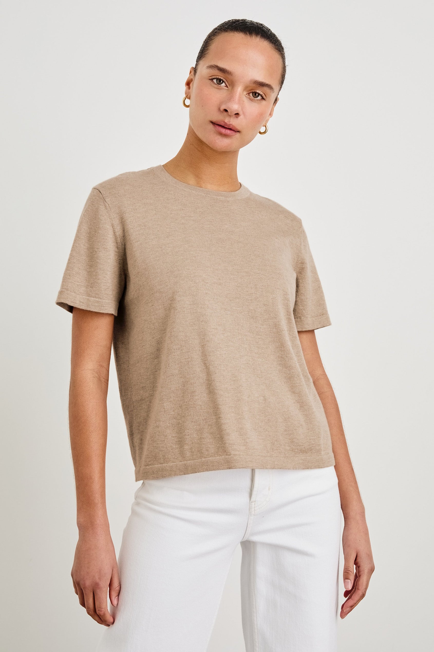 Cotton Cashmere Short Sleeve crew neck T-Shirt in Heather Oat - front view on model