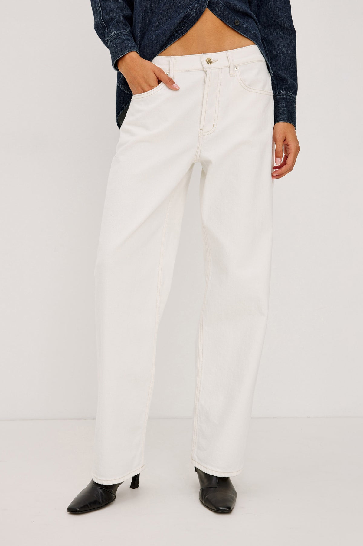 Del Mar Boyfriend Jean in Rigid Drapey Denim With Low-Slung Fit, Wide Relaxed Legs, 5-Pockets, and Button Fly in Vintage Ecru Colorway, Lower Body Front View Featured on Model.