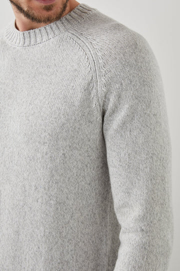 DONOVAN GRAVEL SWEATER - DETAIL