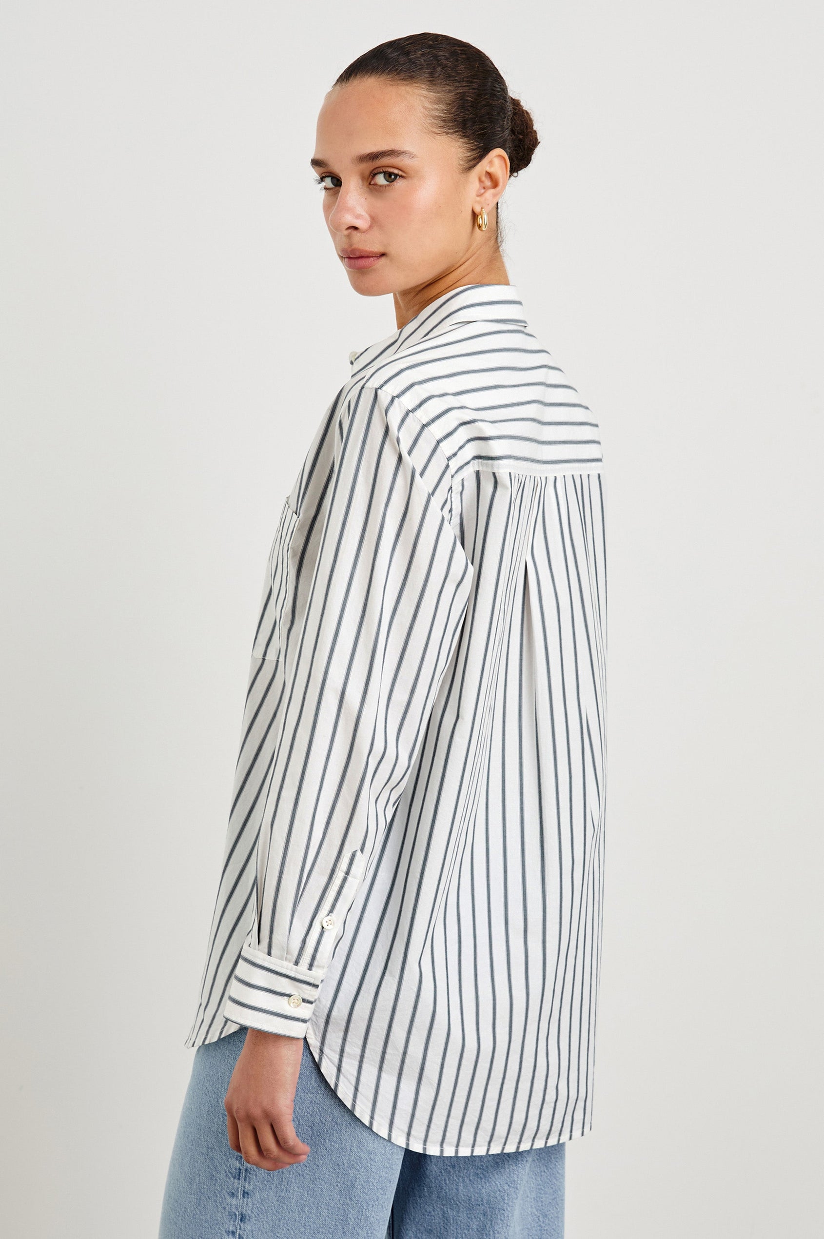 Elsa Oversized Long Sleeve Button Down Shirt With Collar And Cuffs In Chalk Slate Stripe - side view on model