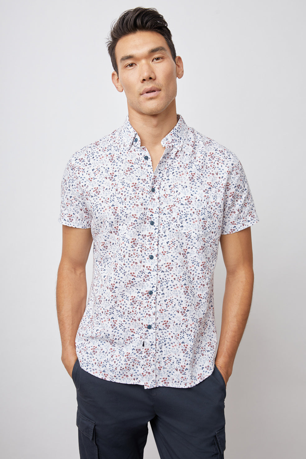 FAIRFAX SHIRT MEDITERRANEAN FORAGE - FRONT BODY HAND IN POCKETS
