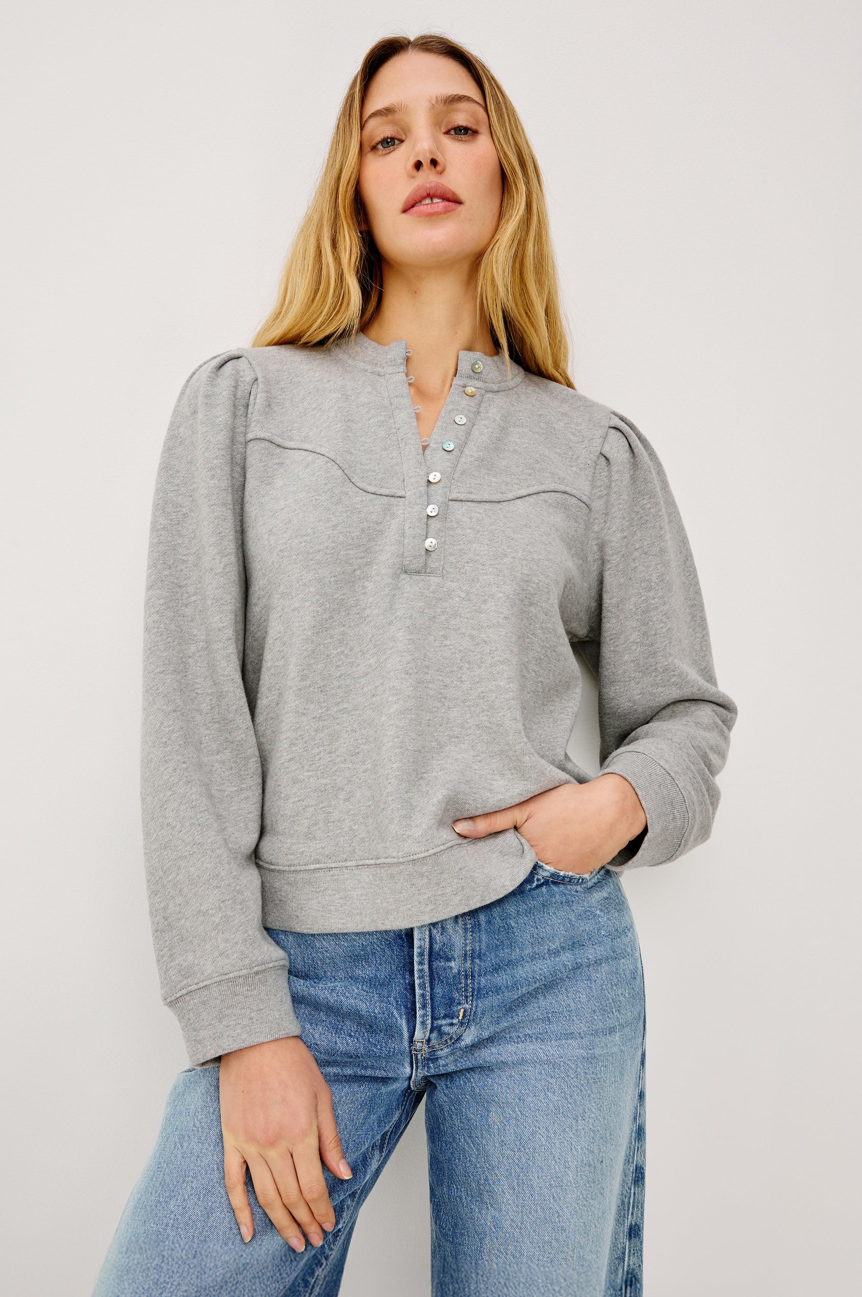 ERLA SWEATSHIRT - HEATHER GREY