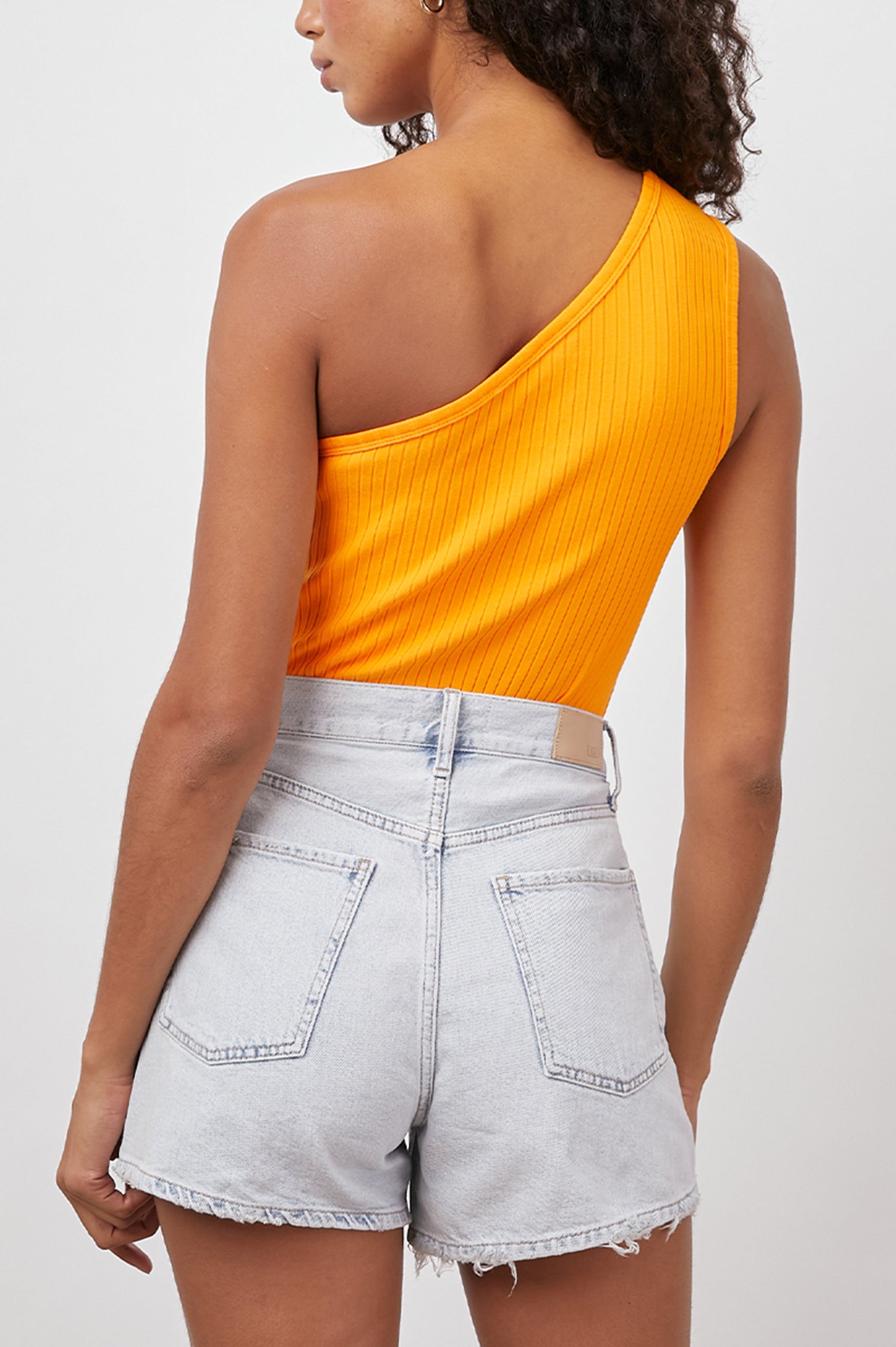 ESTI-MARIGOLD-BACK