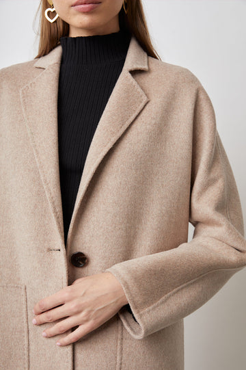 EVEREST HAZELNUT COAT-DETAIL