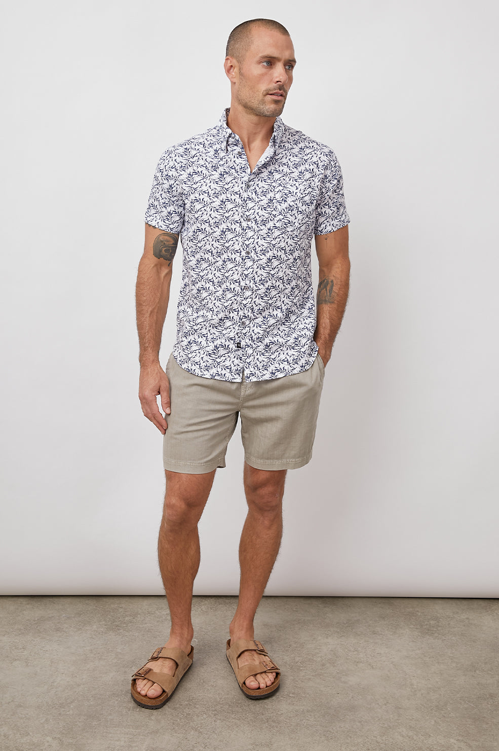 FAIRFAX GATHER NAVY WHITE SHORT SLEEVE BUTTON DOWN-FULL FRONT BODY