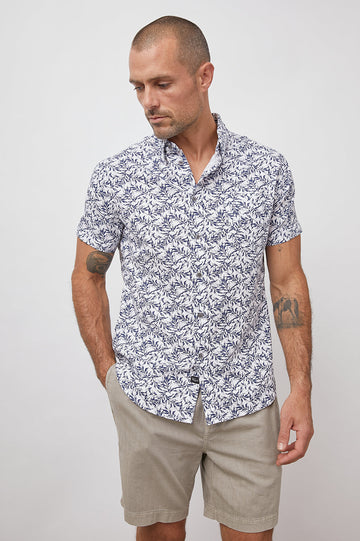 FAIRFAX GATHER NAVY WHITE SHORT SLEEVE BUTTON DOWN- FRONT