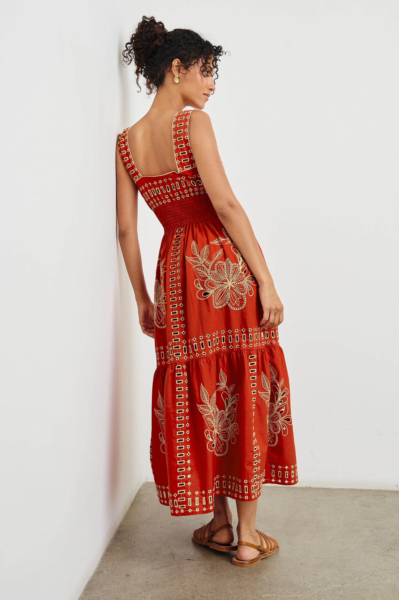 FAWN-TERRACOTTA-BACK