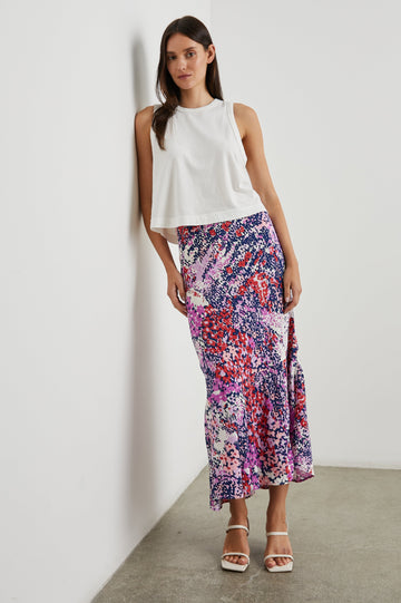 GALA-PURPLE-GARDENIA-FULL FRONT BODY