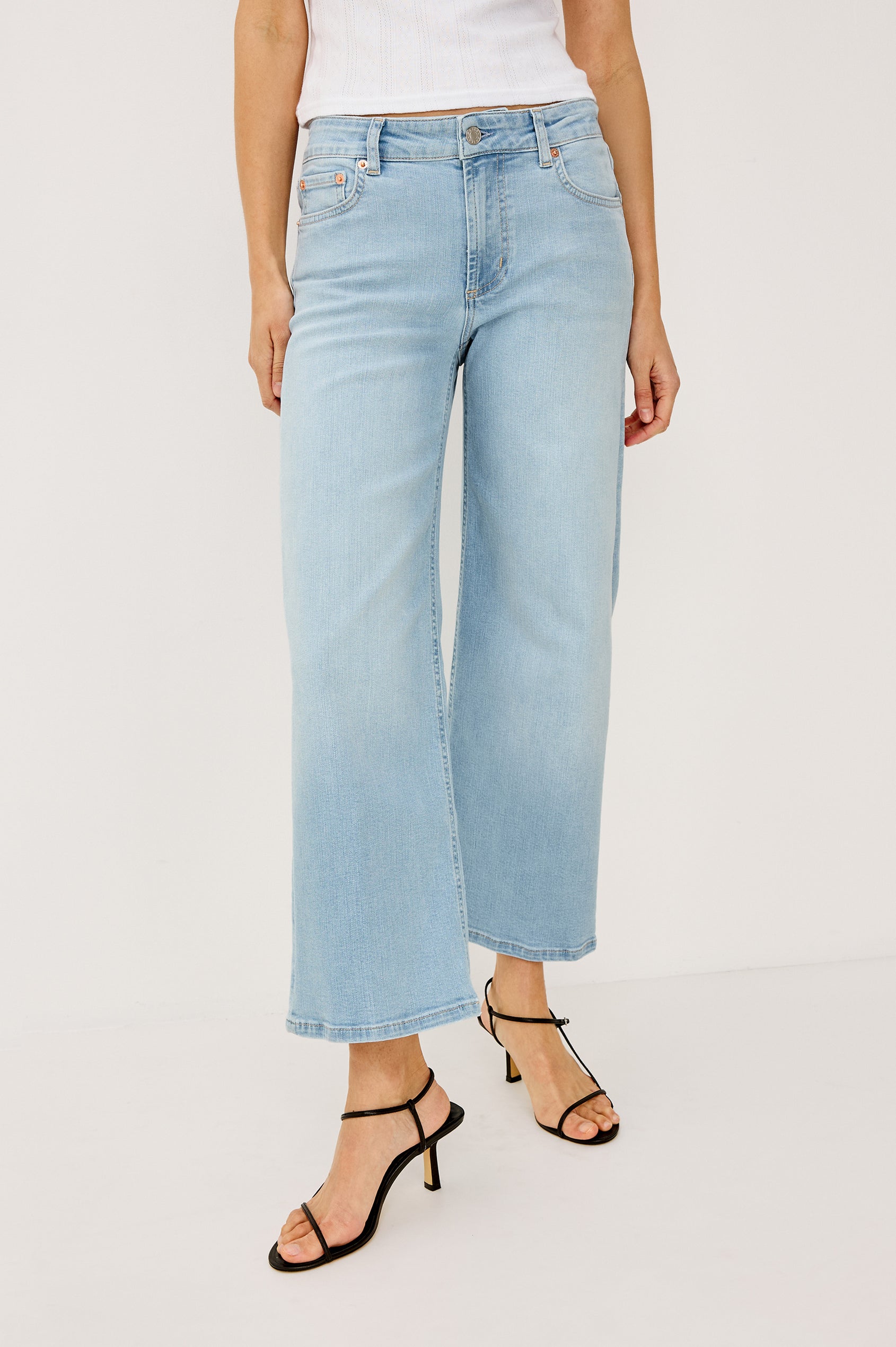 Getty Wide Leg Crop Jean in Light Stretch Denim With Wide Straight Legs, 27″ Inseam, 5-Pockets, and Front Button Fly in Low Rise Seaport Colorway - Lower Body Front View Featured on Model