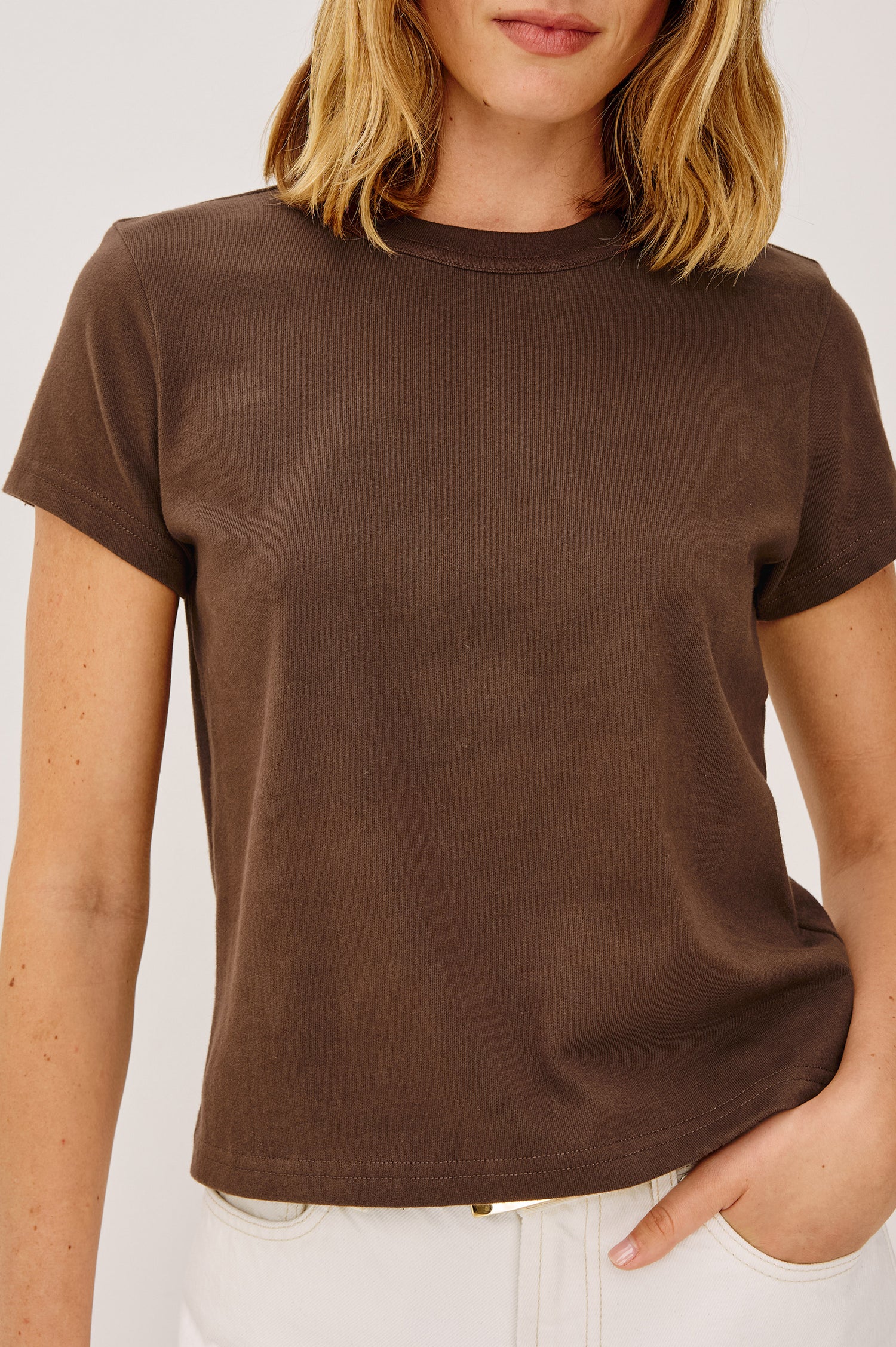Girlfriend T-Shirt in 100% Cotton With Slightly Boxy Cropped Fit, Crew Neckline, and Short Sleeves in Espresso Colorway - Full Body Front View Featured on Model