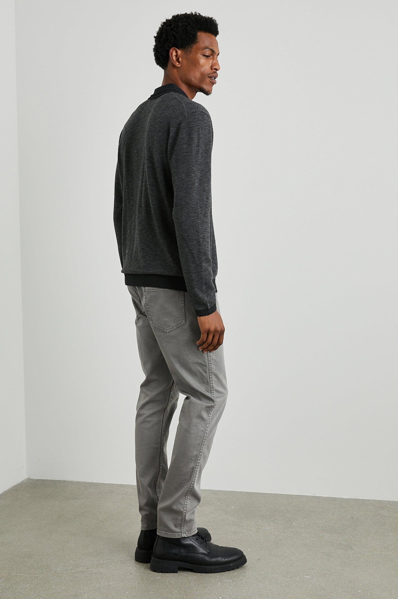 GREENWICH TWILIGHT ICE SWEATER - SIDE FULL BODY