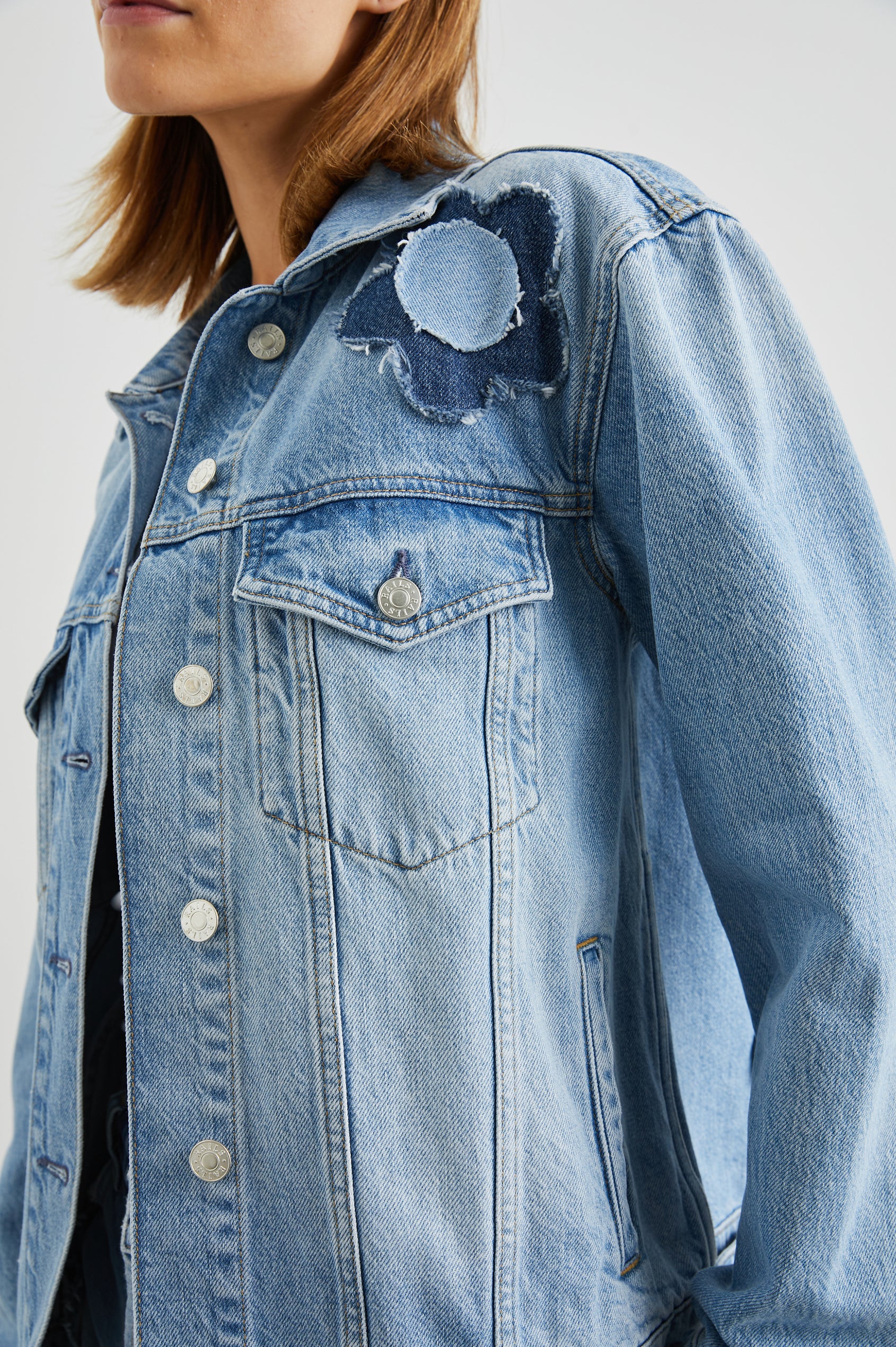 GROVE BOYFRIEND TRUCKER JACKET - INDIGO BLOOM