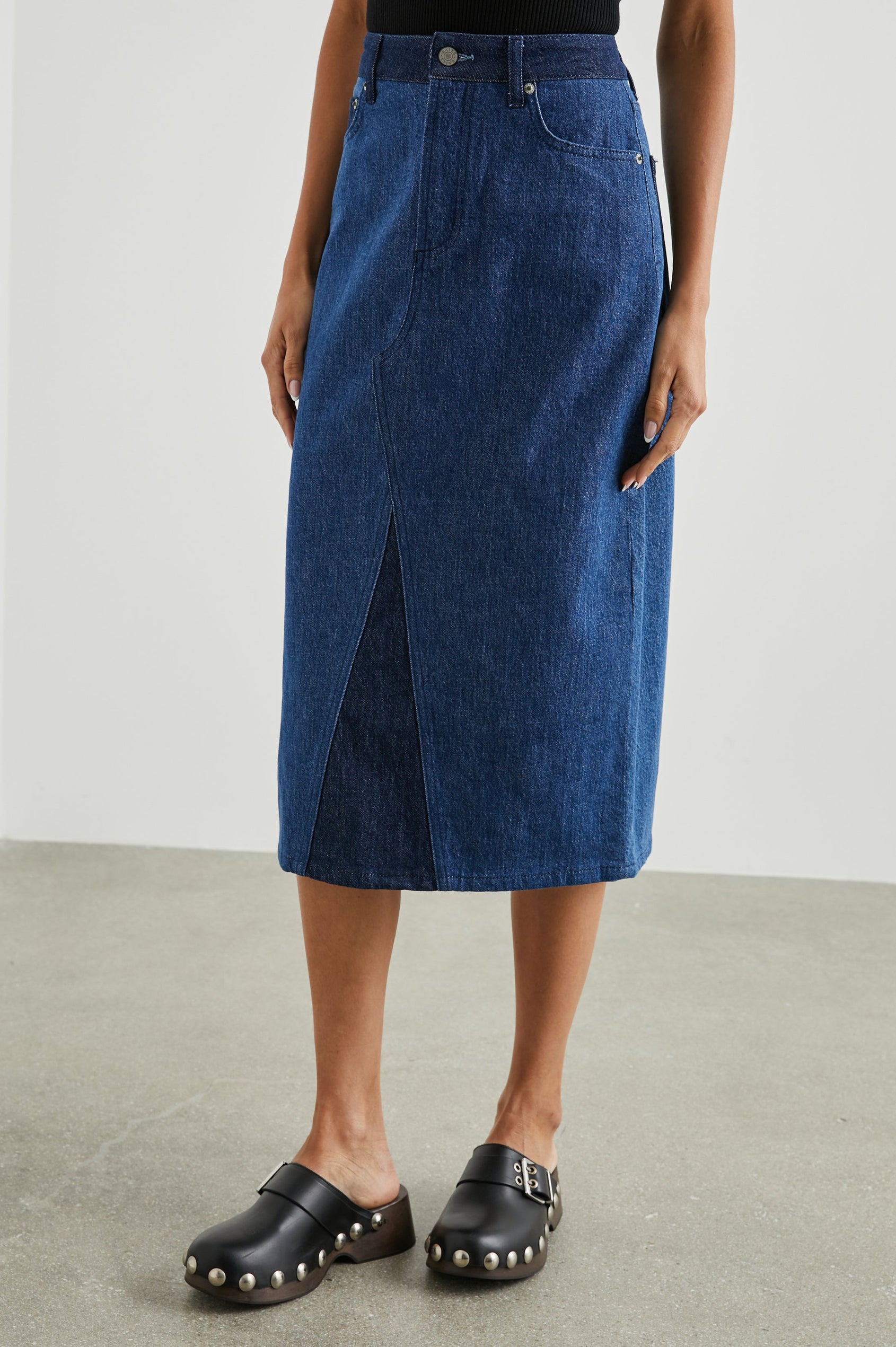 HIGHLAND SKIRT INDIGO PATCHWORK - FRONT