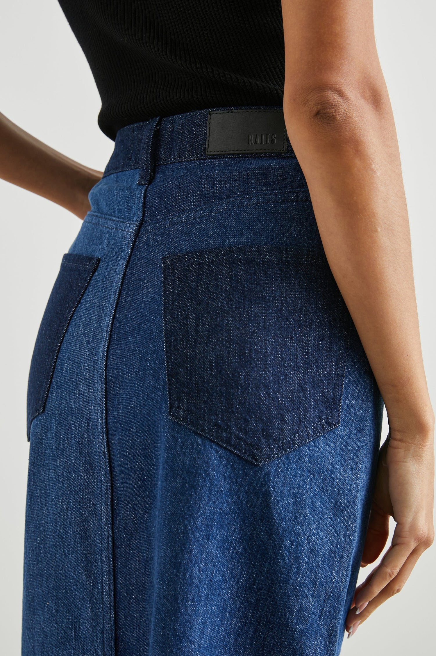 HIGHLAND SKIRT INDIGO PATCHWORK - BACK DETAIL