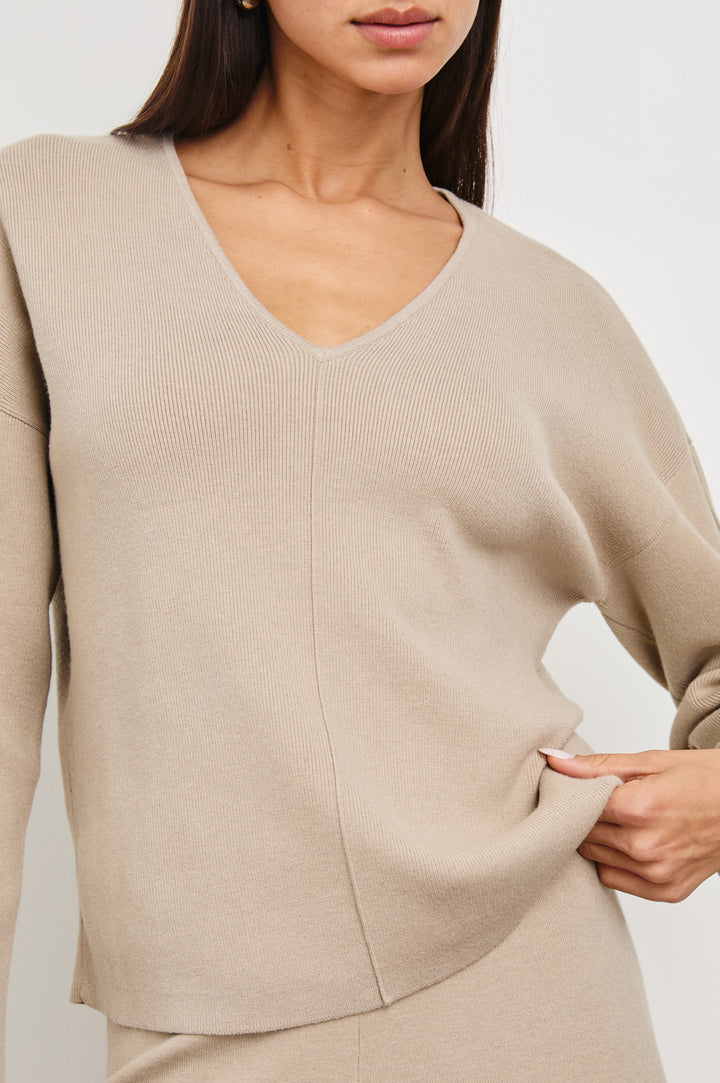 HOLLYN SWEATER - OATMEAL