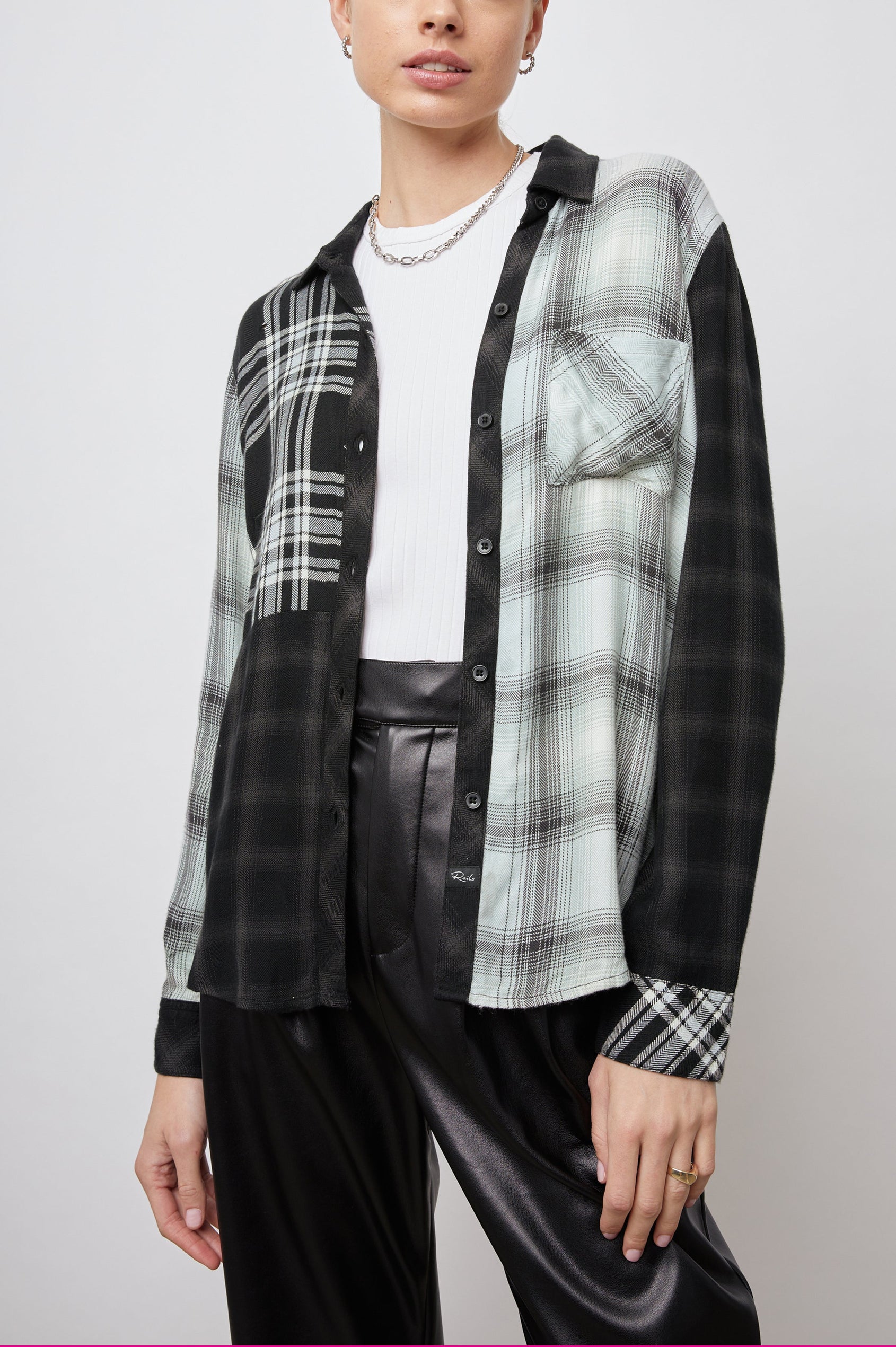 HUNTER-MIXED-ONYX-PLAID-FRONT