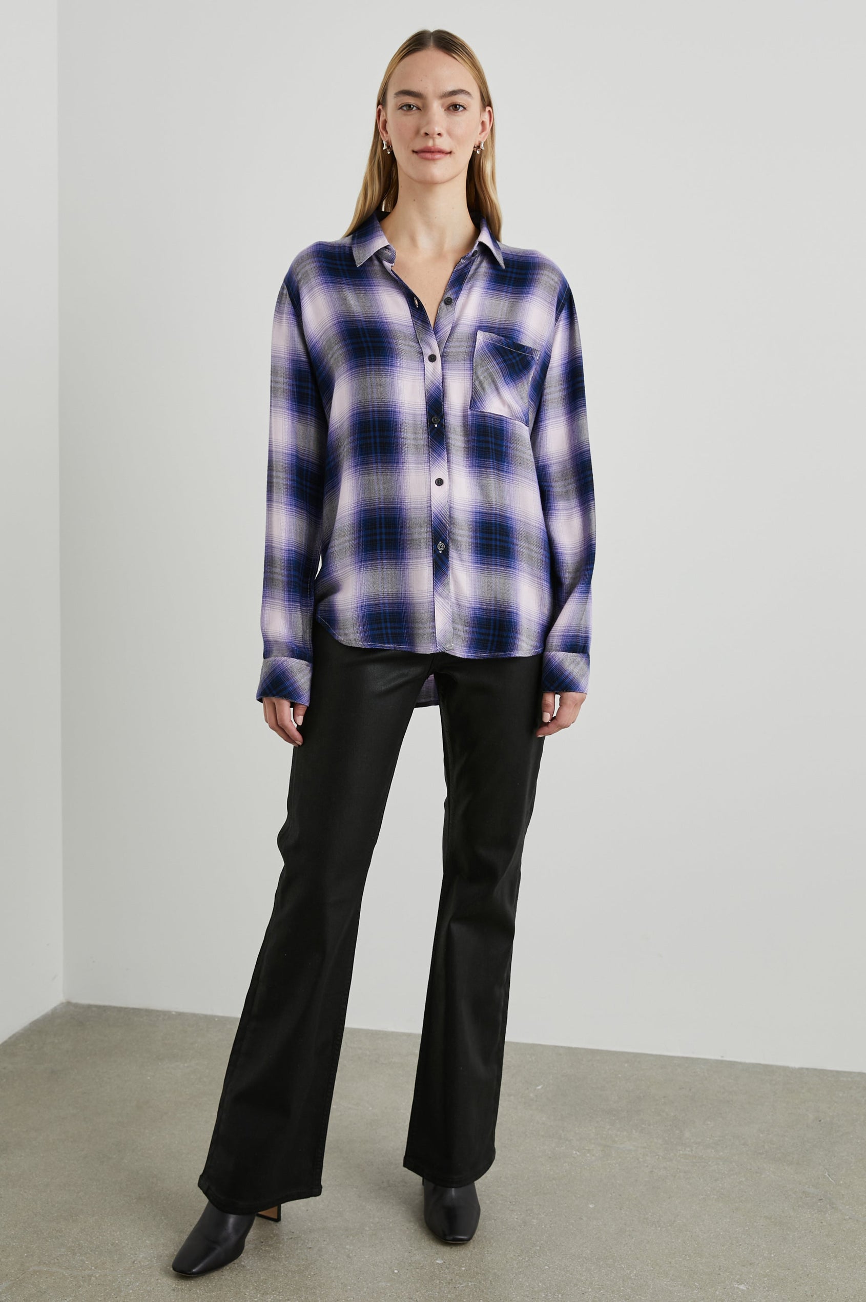 HUNTER SHIRT ORCHID NAVY - FULL FRONT BODY