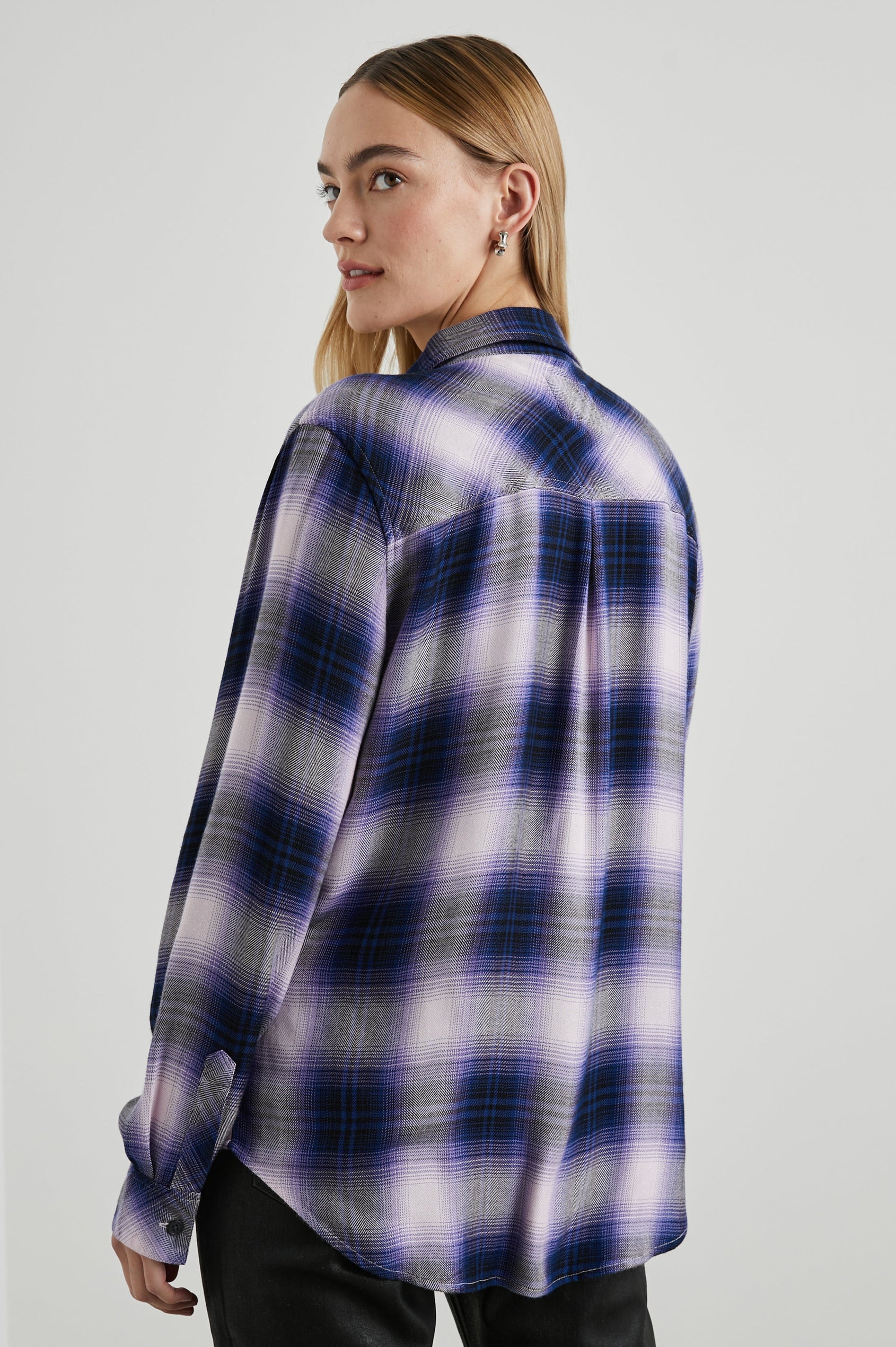 HUNTER SHIRT ORCHID NAVY - BACK