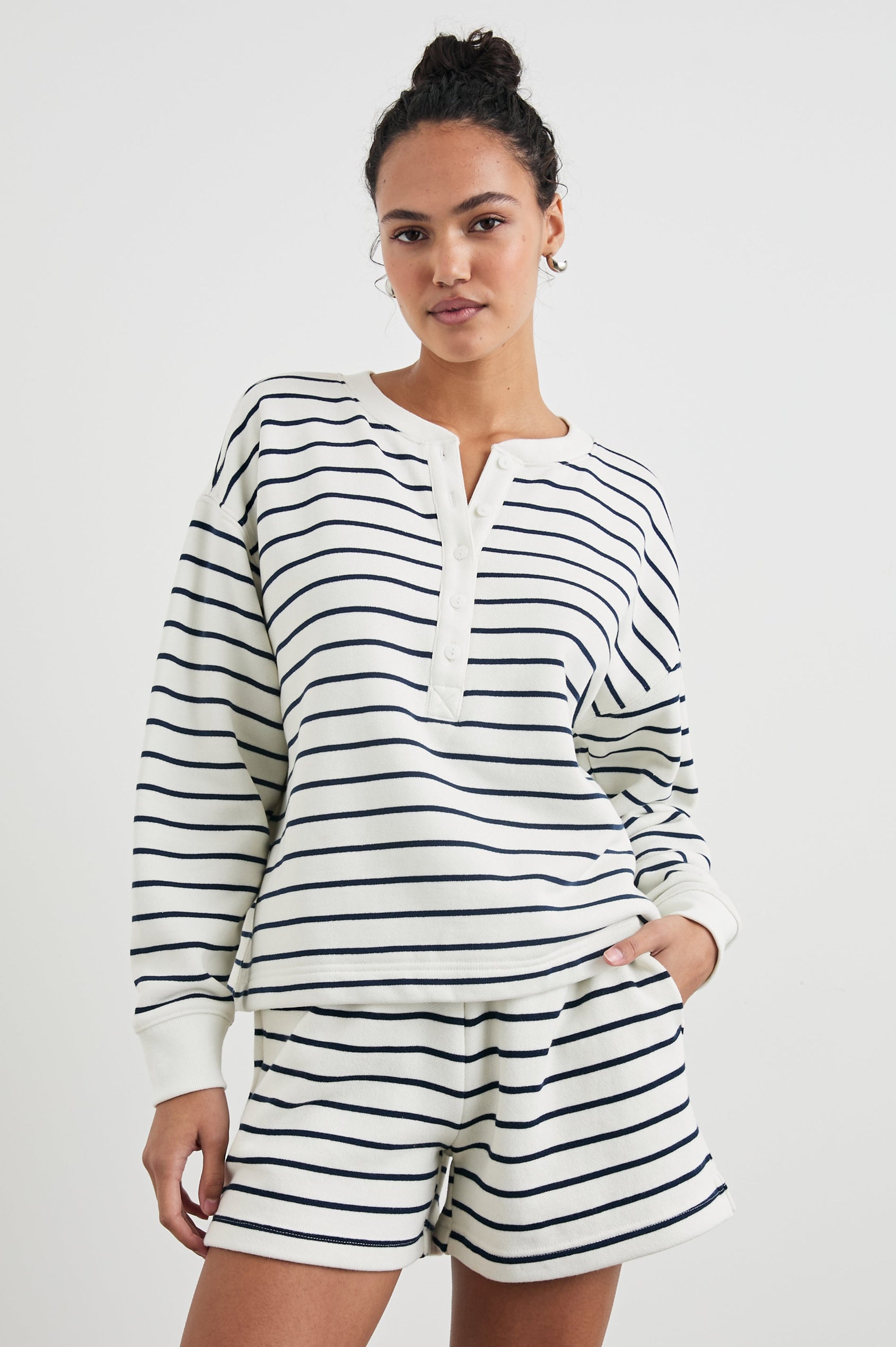 Joan Long-Sleeve Sweatshirt with Buttons to the Mid-Torso and Cuffed sleeves in Sailor Stripe Navy Colorway, horizontal stripes on white - Front View Featured on Model