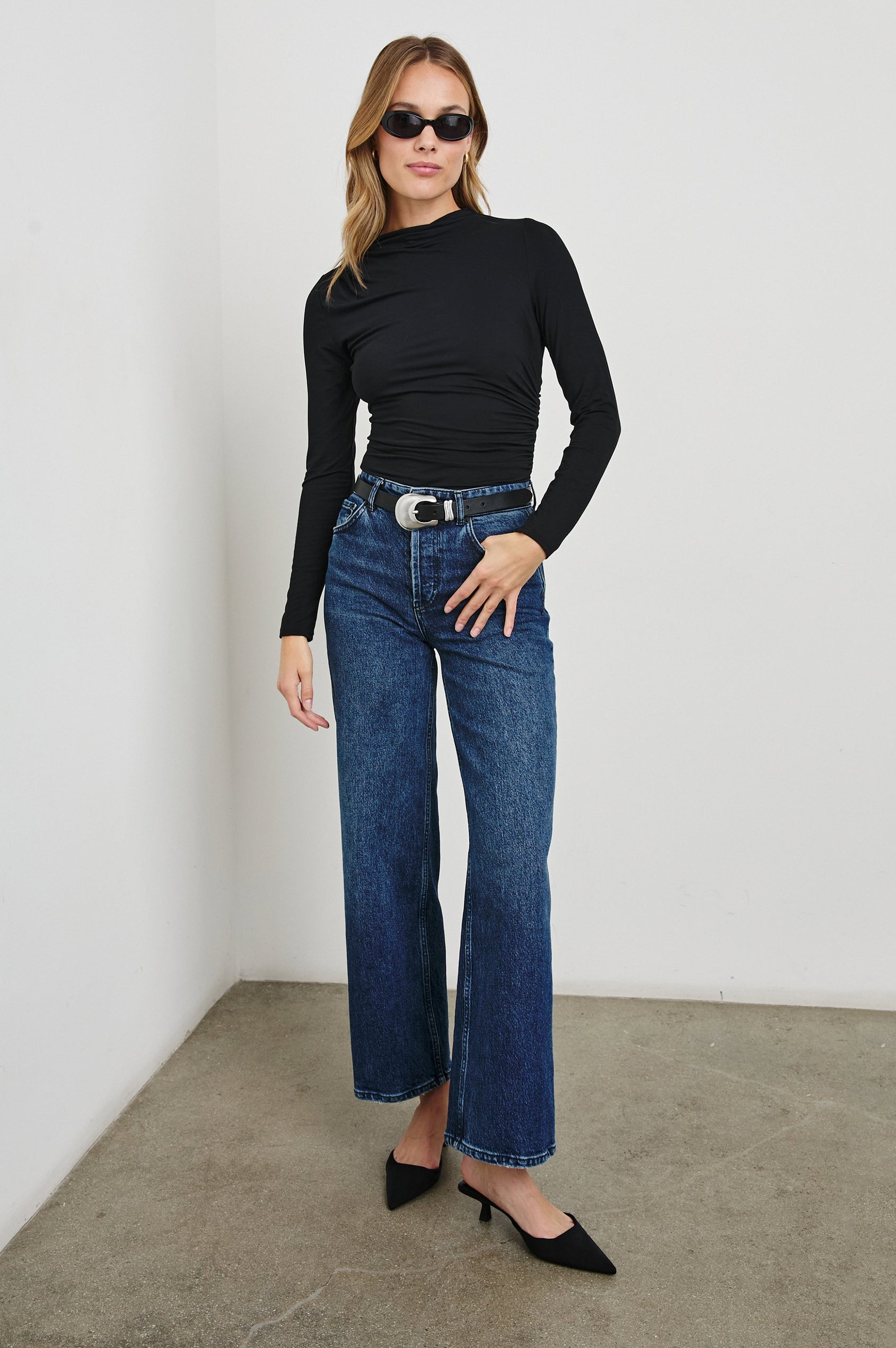 JOELLE-BLACK-ONYX-FULL FRONT BODY