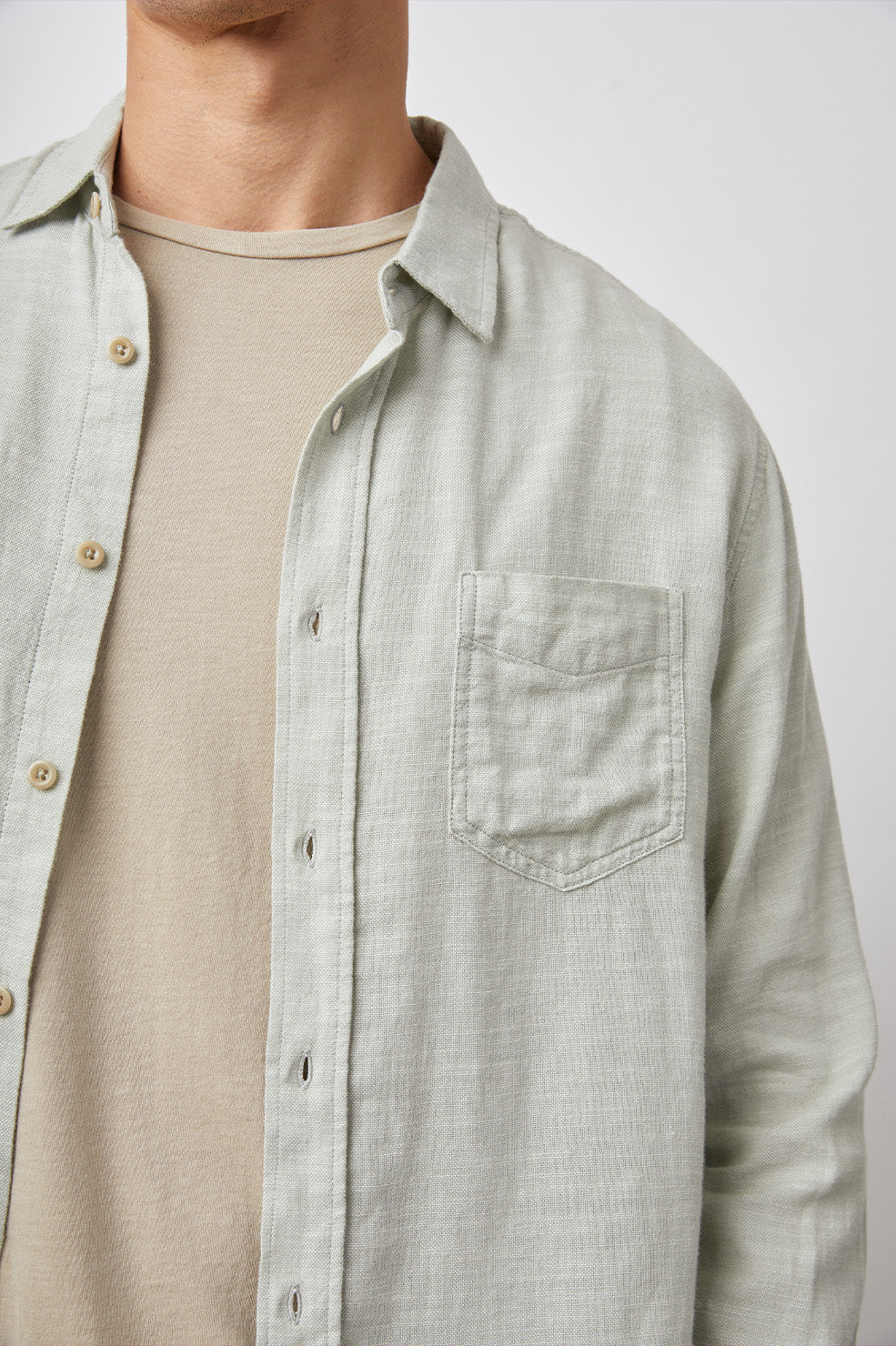 WYATT SHIRT - SAGE - FRONT DETAIL