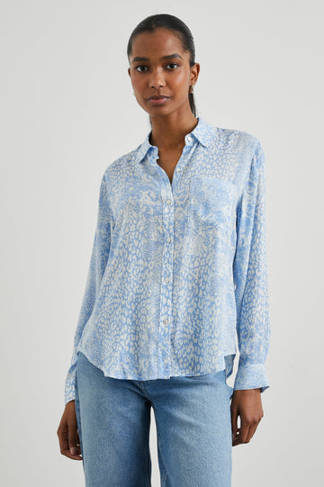 JOSEPHINE SHIRT - AQUA MIXED ANIMALS - FRONT BODY