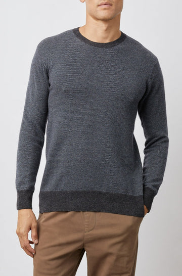 RUNE SWEATER NAVY BLUE - FRONT BODY