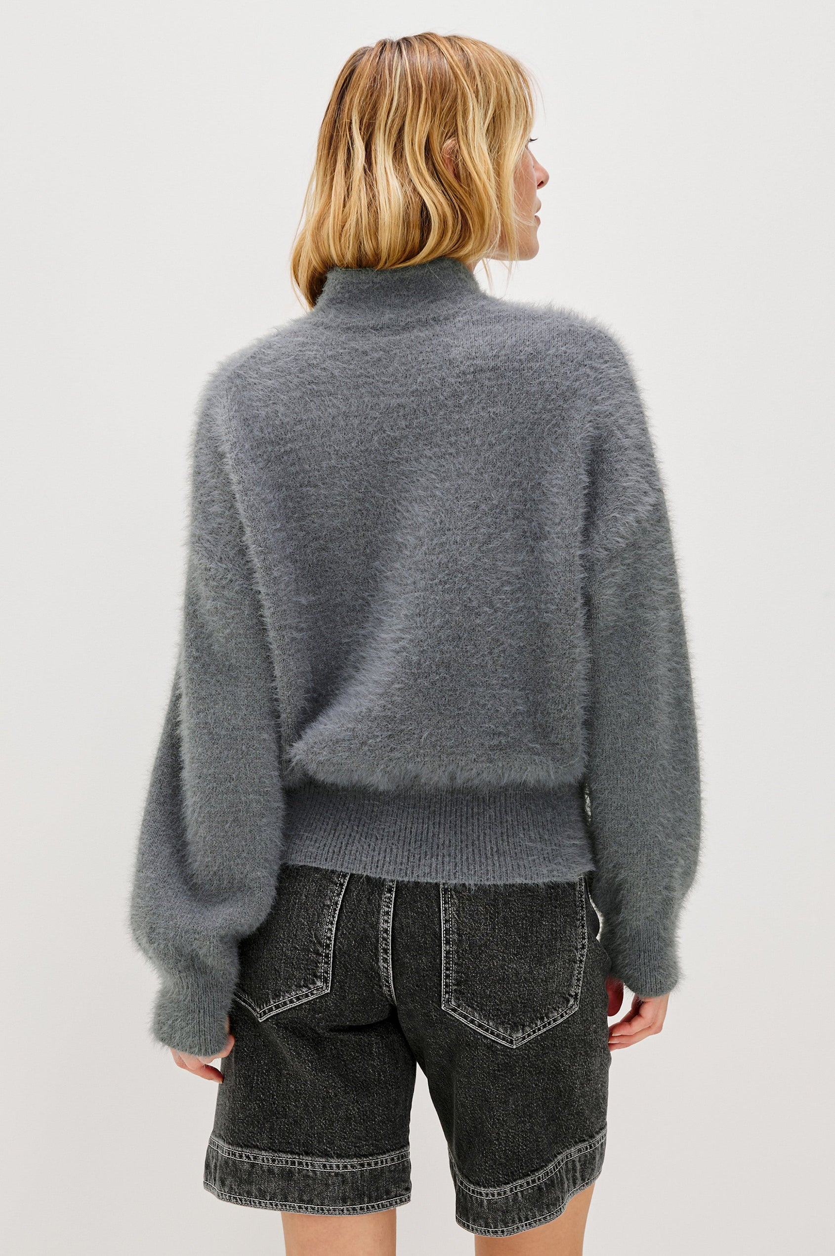 KERRY SWEATER - HEATHER CHARCOAL