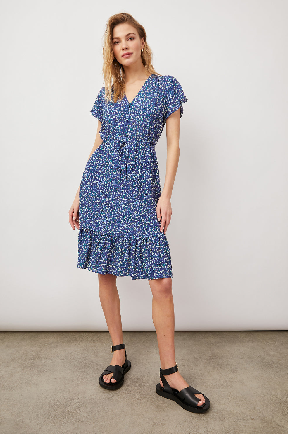 KIKI NAVY DITSY FLORAL- FULL FRONT BODY