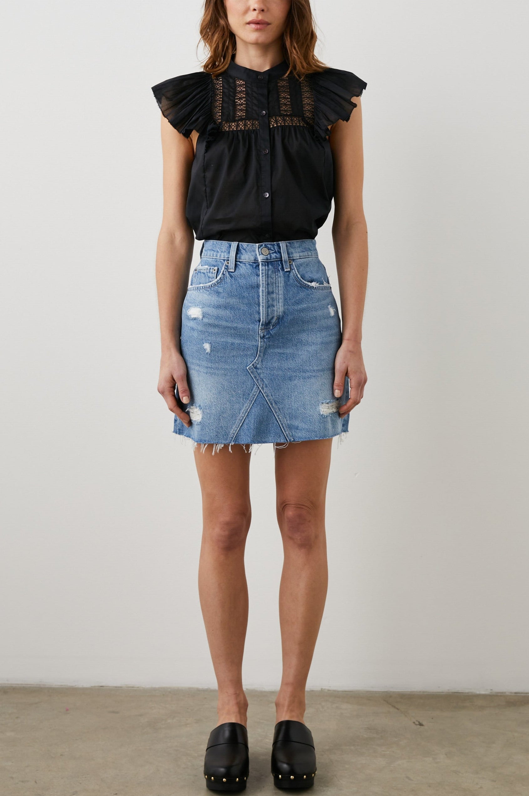 LAUREL SKIRT MARINA DISTRESS - FULL FRONT BODY