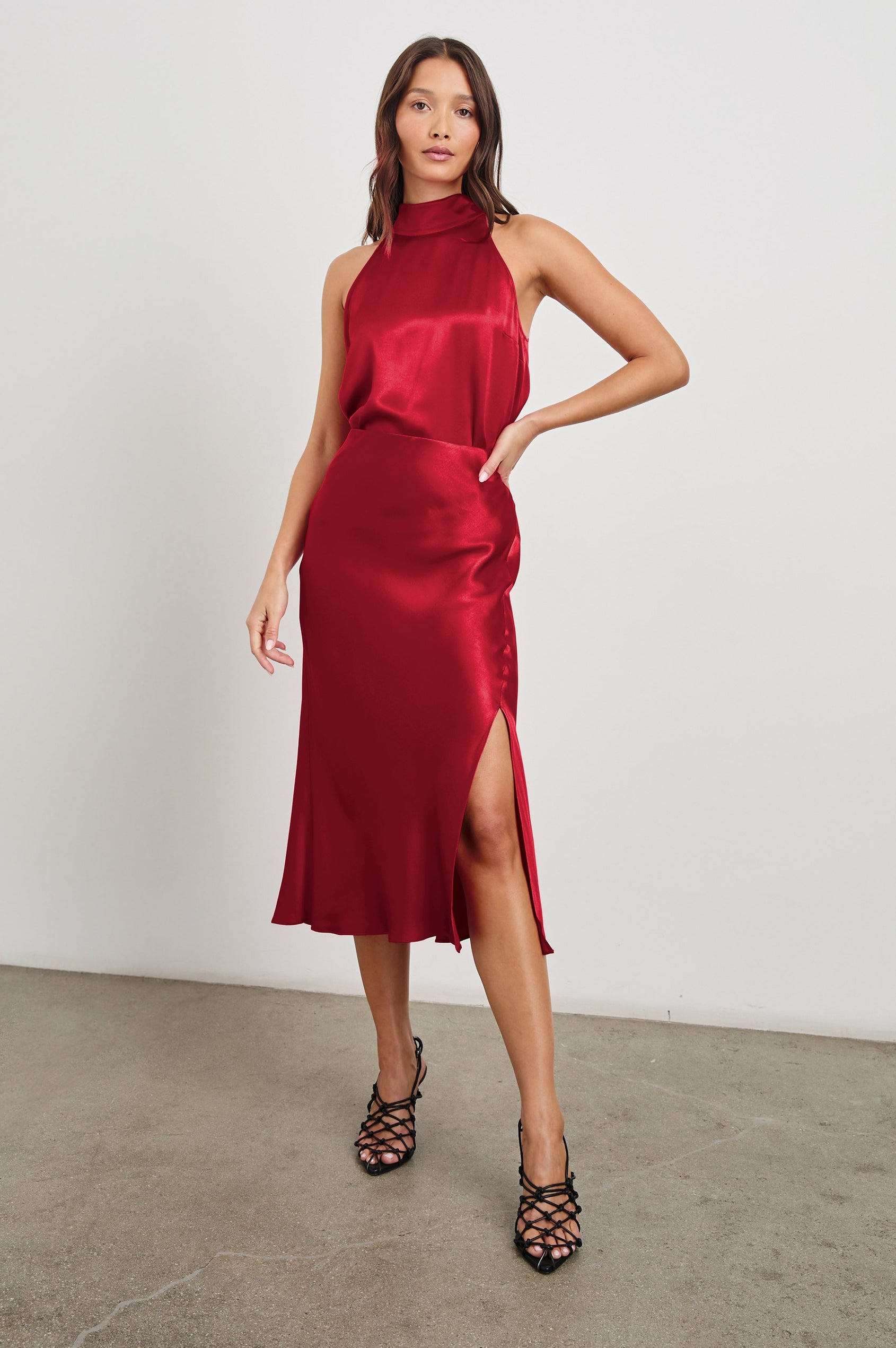 LEAH-SCARLET-FULL FRONT BODY