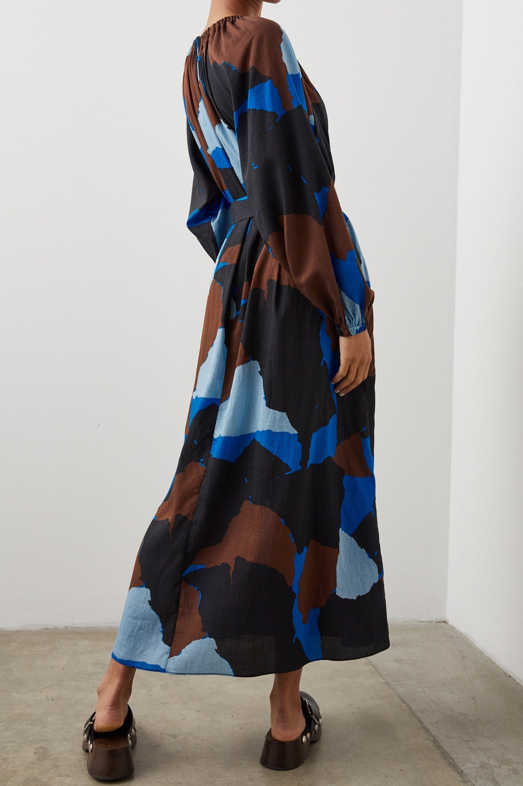 LEANNA DRESS BLUE MULTI COLOR BLOCK - BACK ANGLE